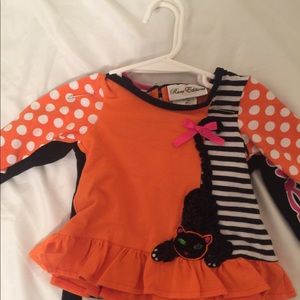 Rare editions Halloween outfit & skeleton sleeper